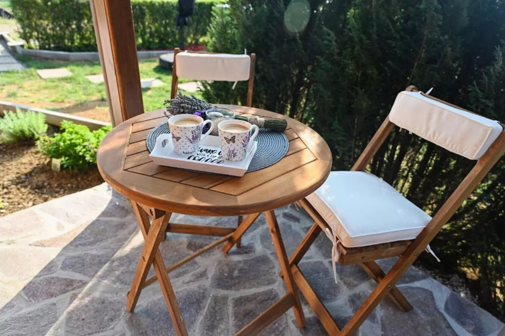 Lavanda Land - Villa Tanya Mrežnica - Three Bedroom Holiday Home with Hot Tub - Terras