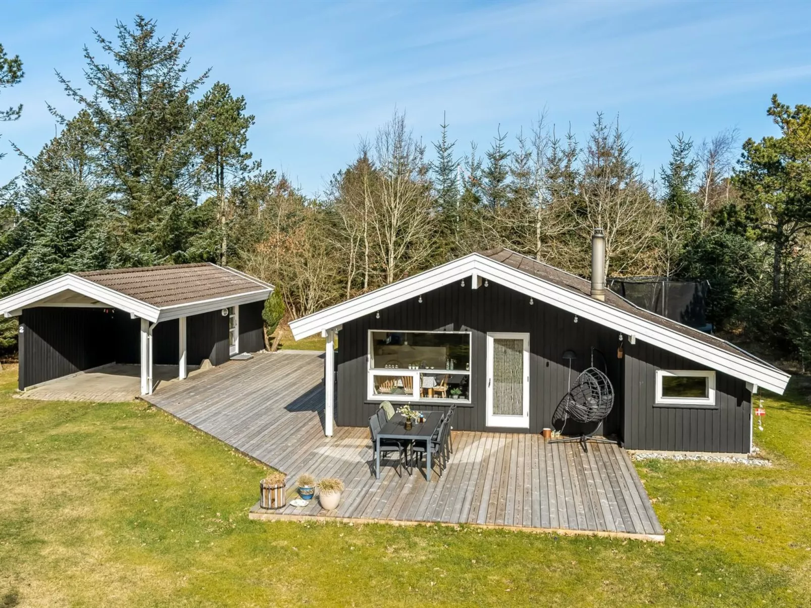 "Akka" - 2km from the sea