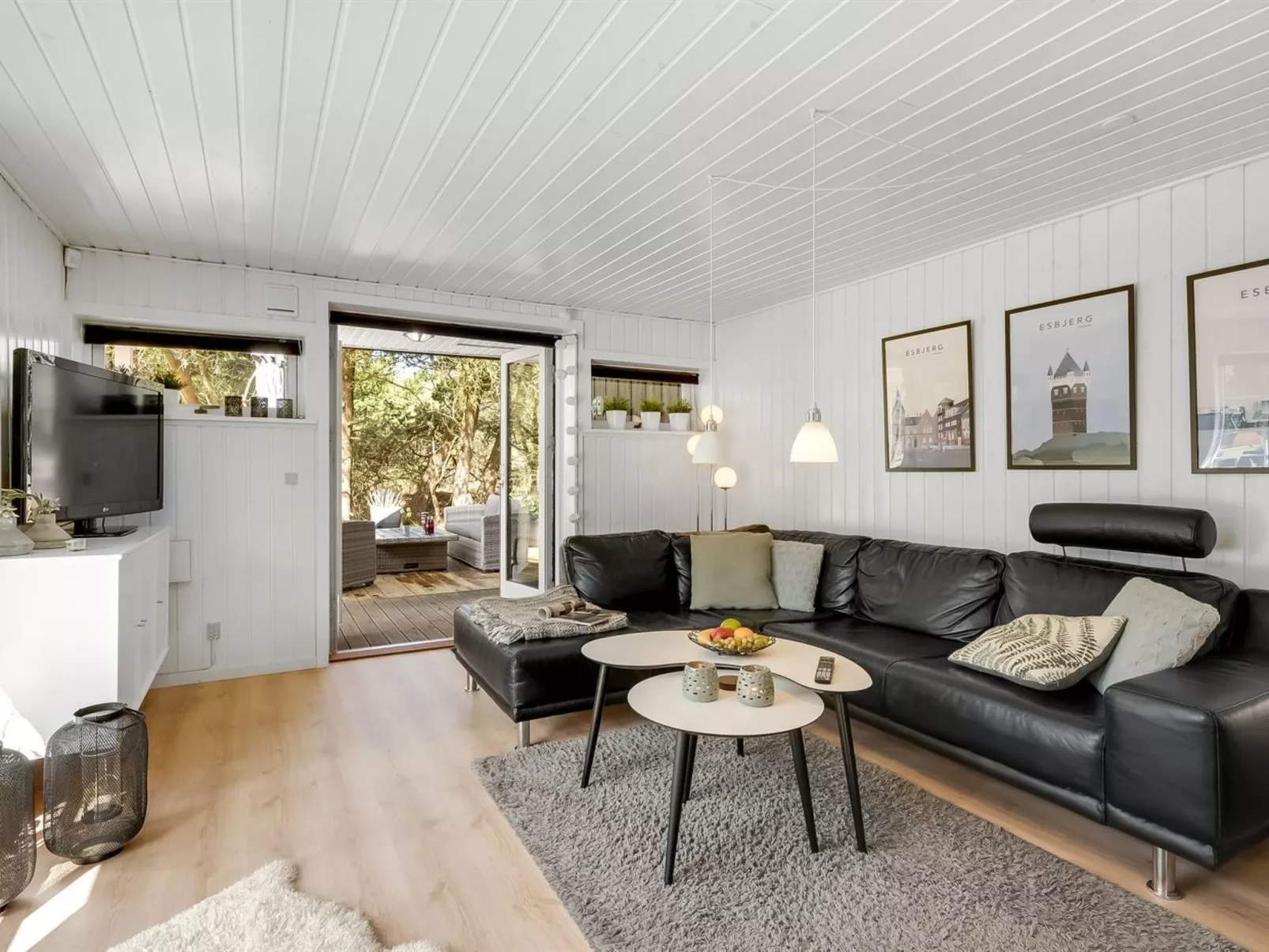 "Ufred" - 1.3km to the fjord