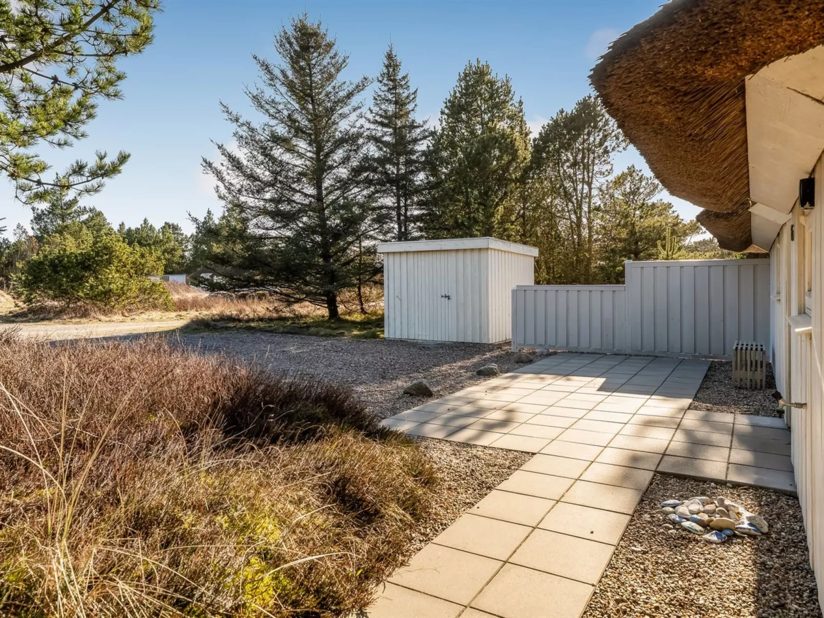 "Udder" - 1.3km from the sea - Buiten