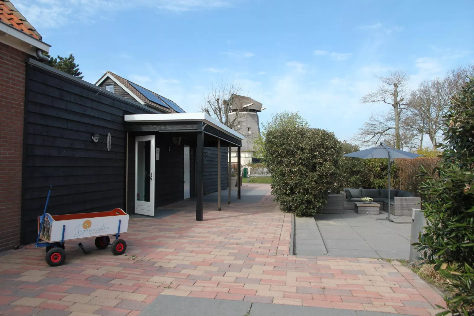Tussen Duin en Strand - Buitenkant zomer