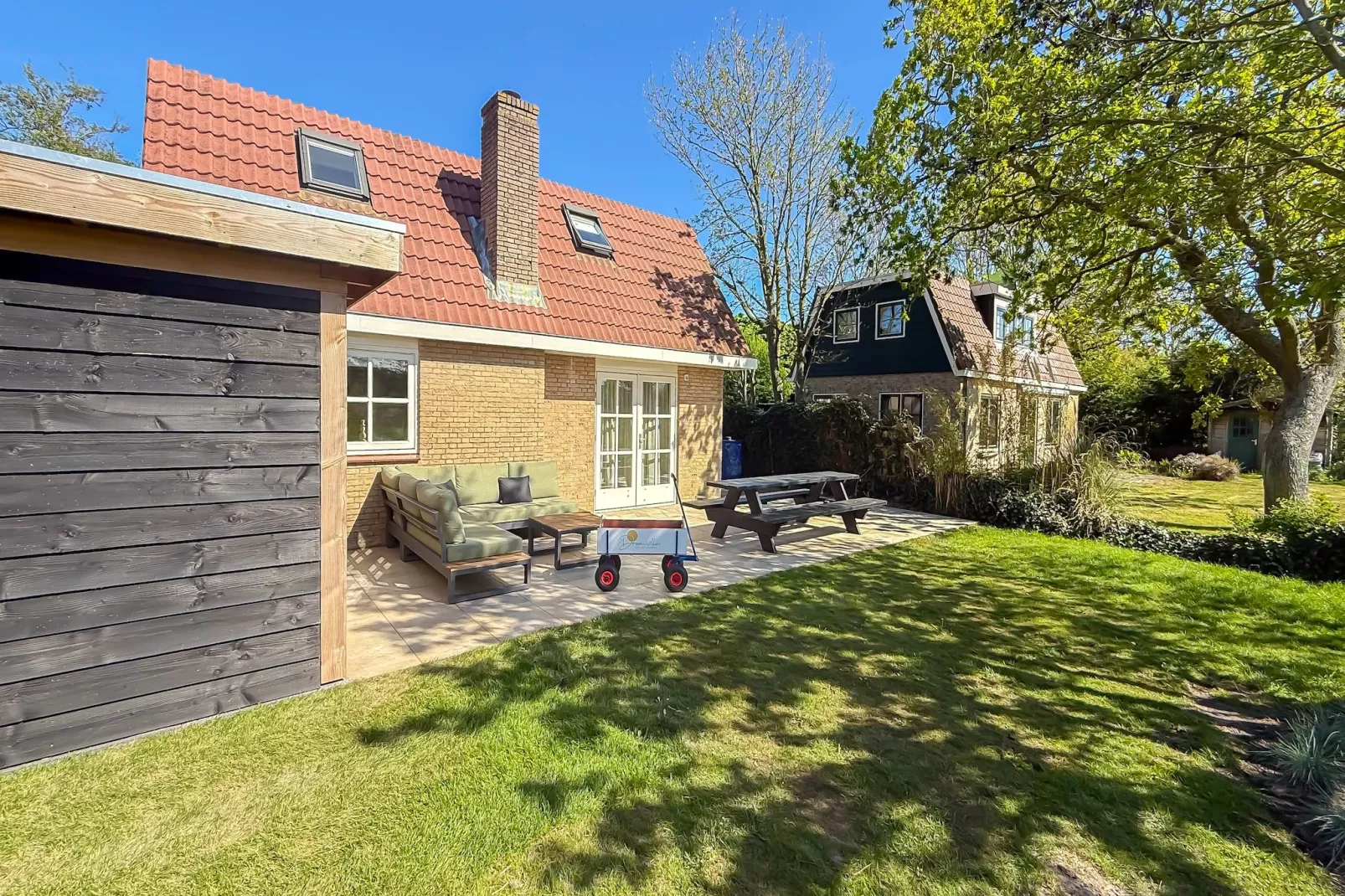 Zon aan den Hoef - Buitenkant zomer