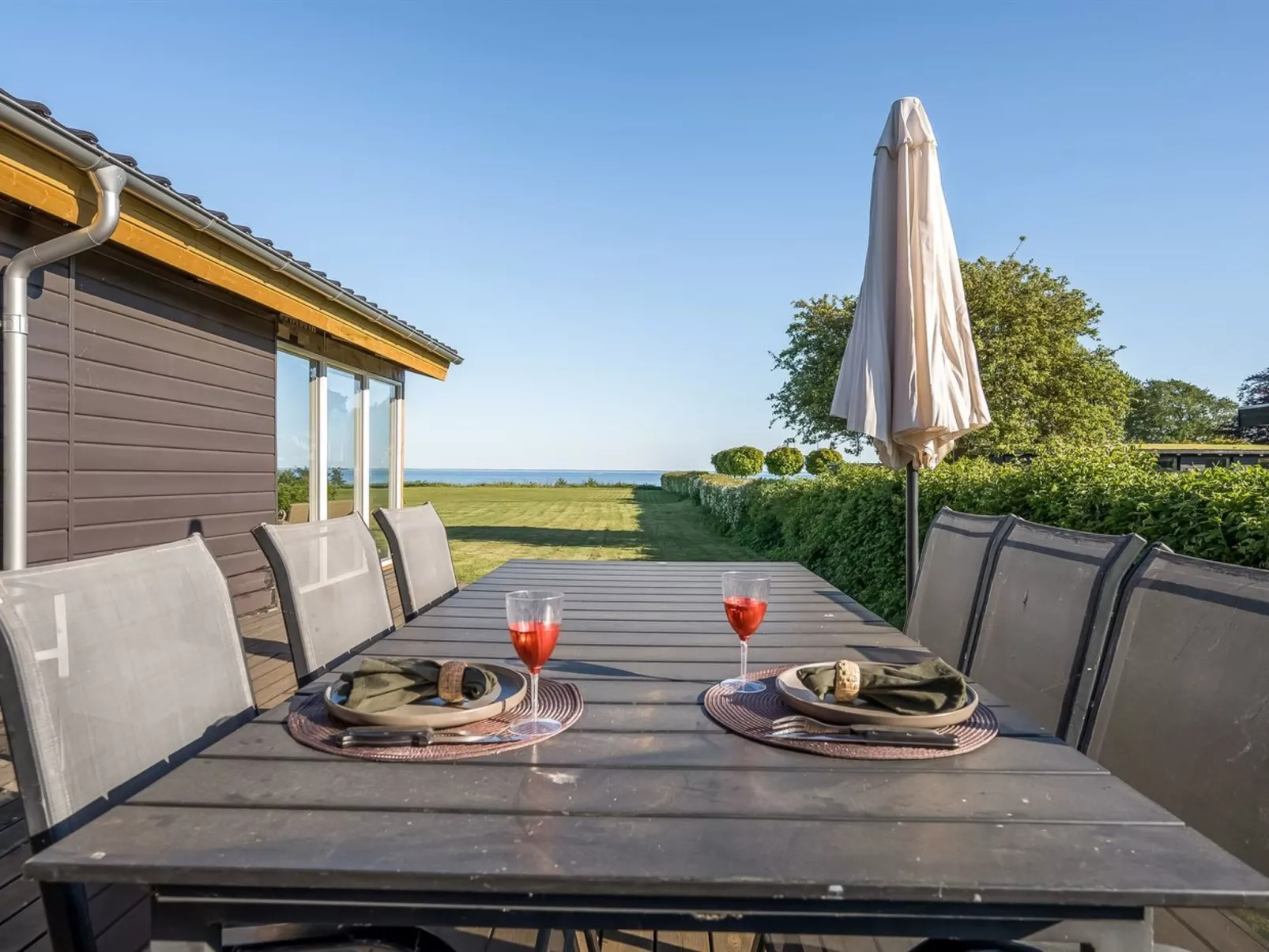 "Orsa" - 80m from the sea - Buiten