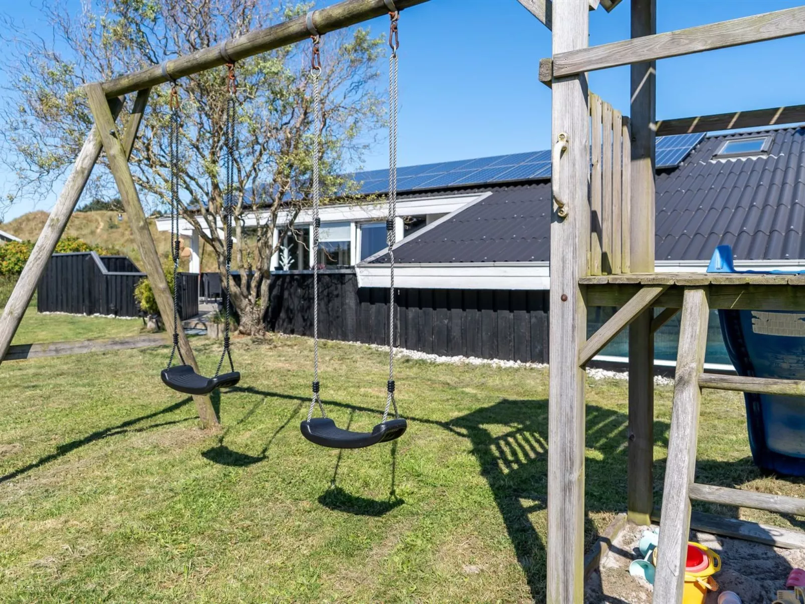 "Greta" - 2.5km from the sea - Buiten