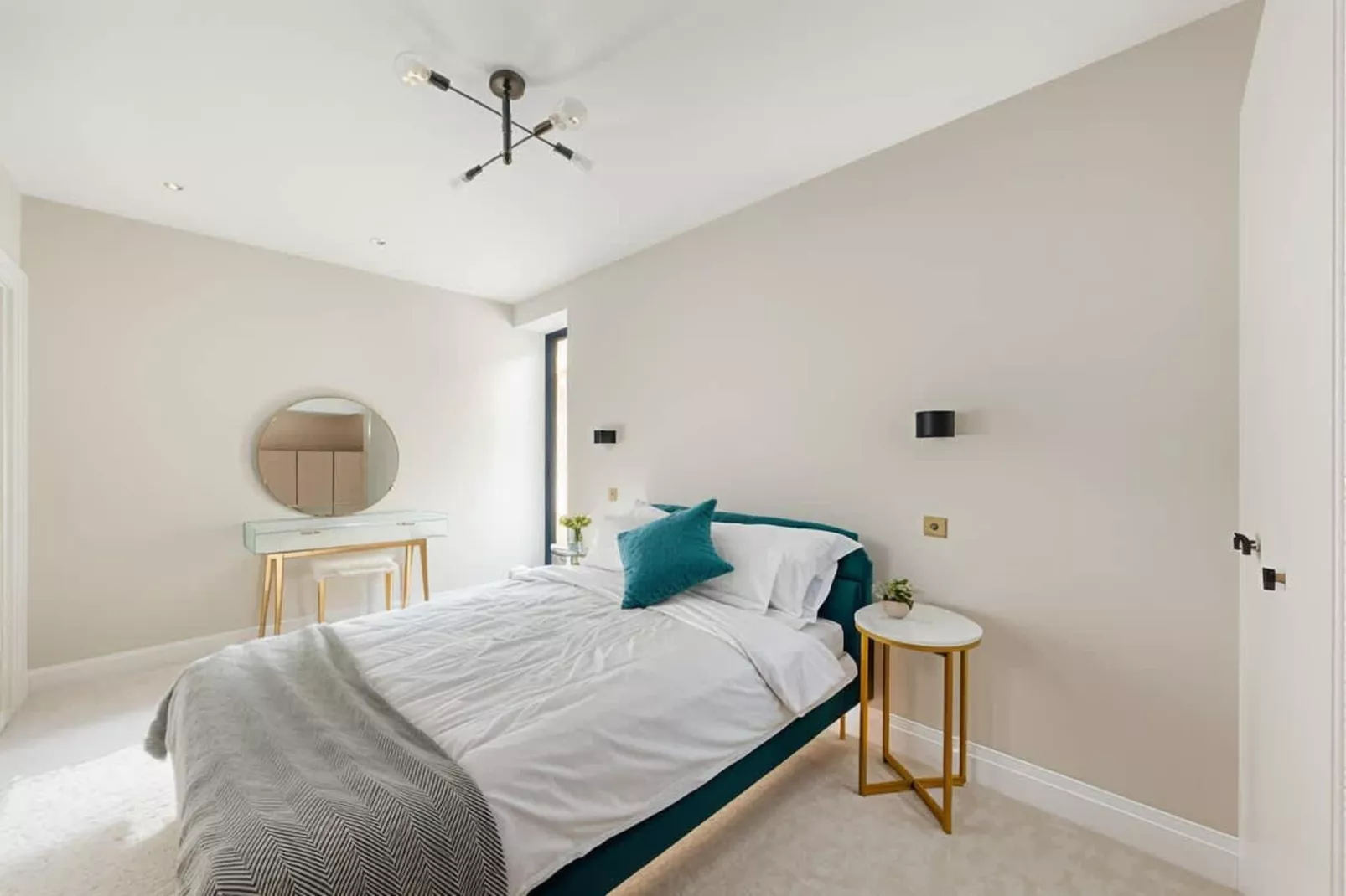 Luxury New Build 2-Bed 2-Bath  Wimbledon - Slaapkamer