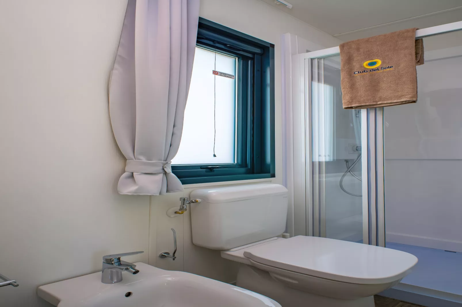MILANO MARITTIMA BOUTIQUE RESORT - LODGE SUPERIOR - Badkamer