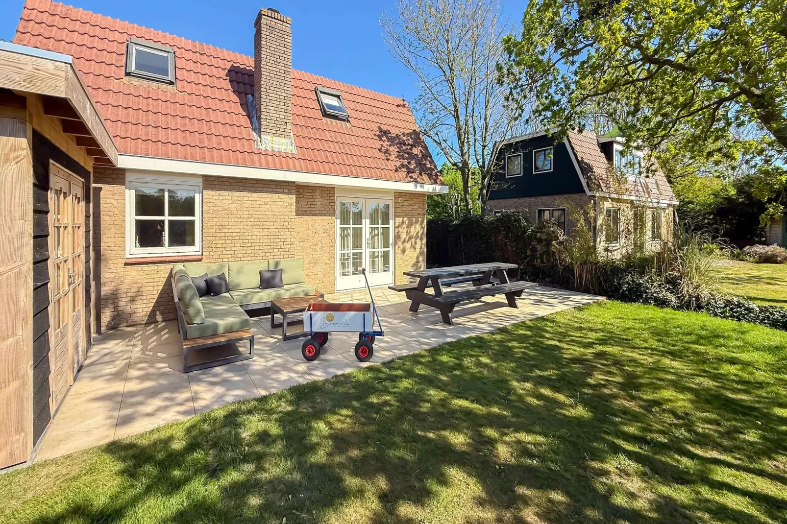 Zon aan den Hoef - Buitenkant zomer