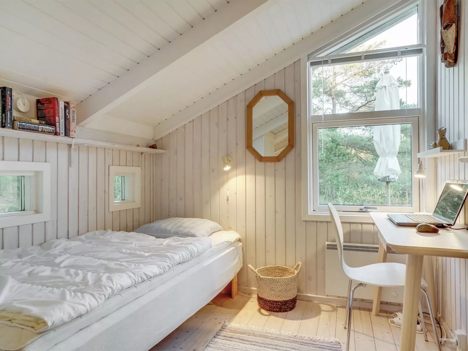 "Helmtrud" - 500m from the sea - Binnen