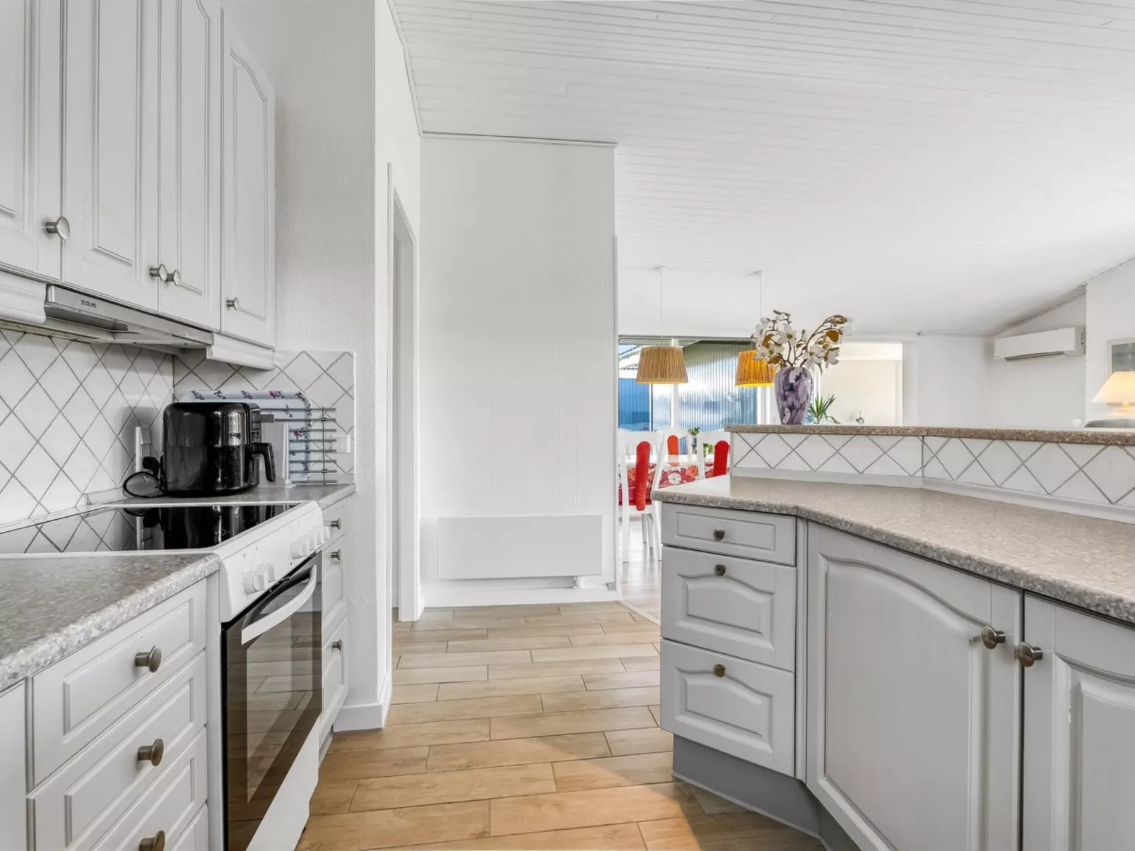 "Sofus" - 800m from the sea - Binnen