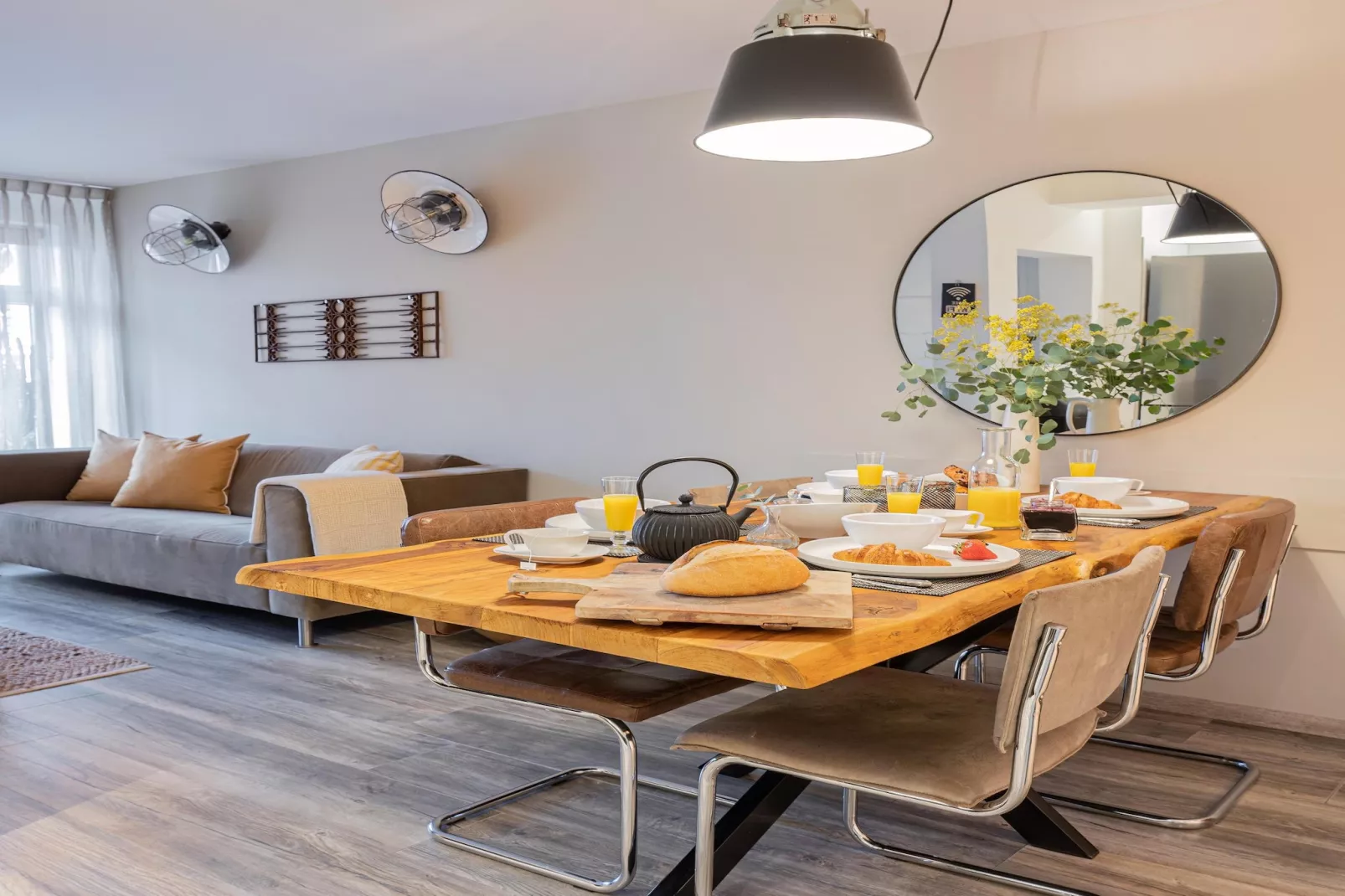 La Chatelaine 3 - Eetkamer