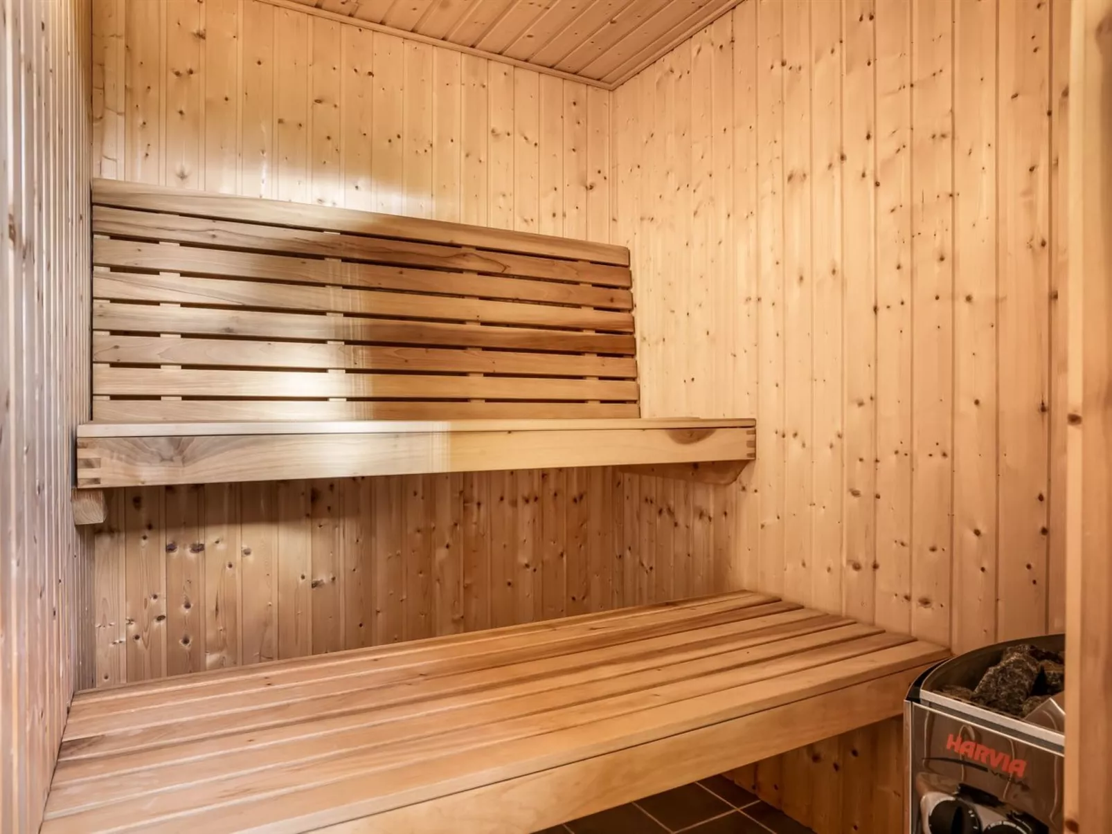 "Enken" - 450m from the sea - Binnen