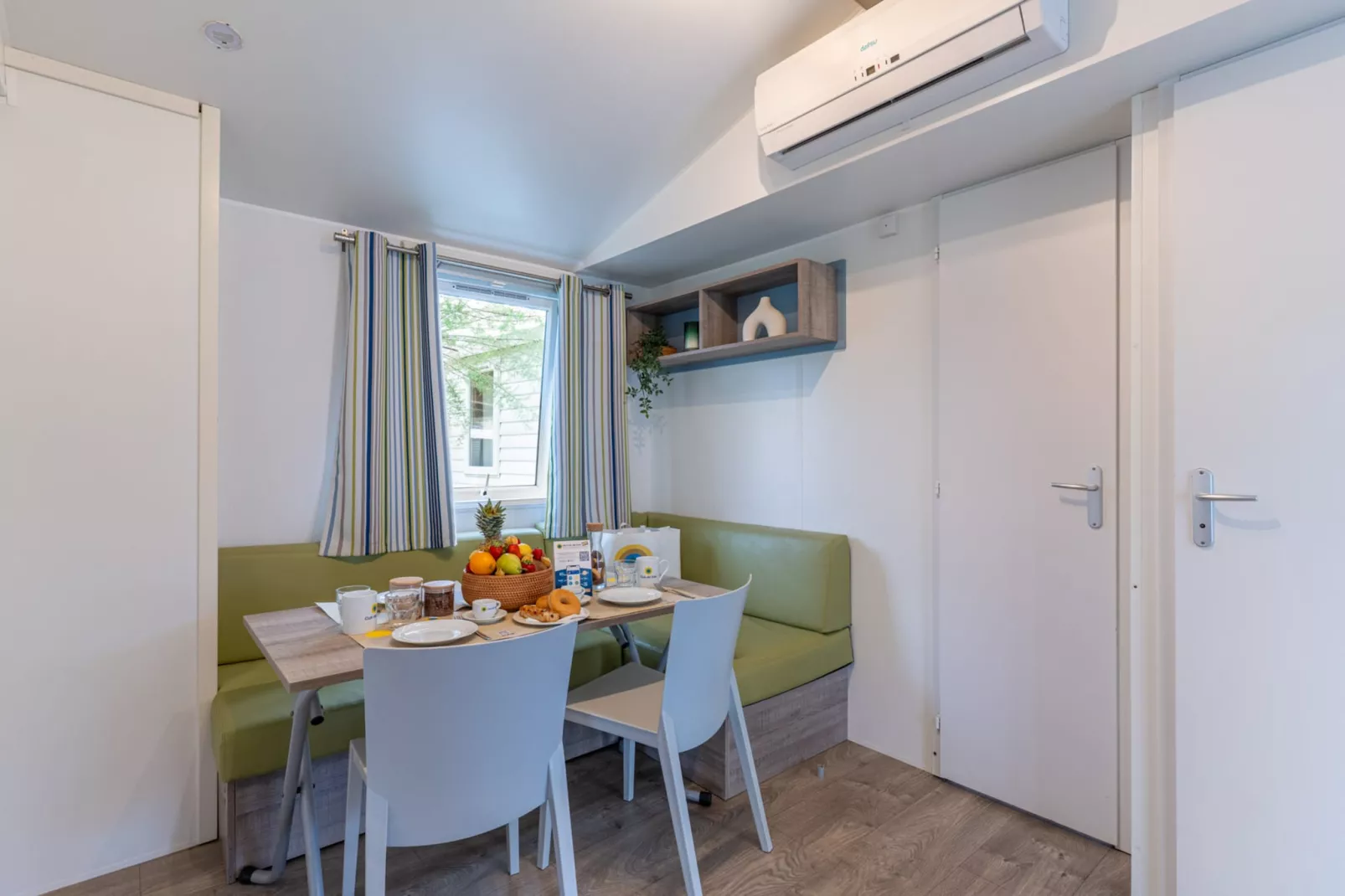 VIGNA SUL MAR FAMILY COLLECTION - LODGE SUPERIOR DOG - Woonkamer