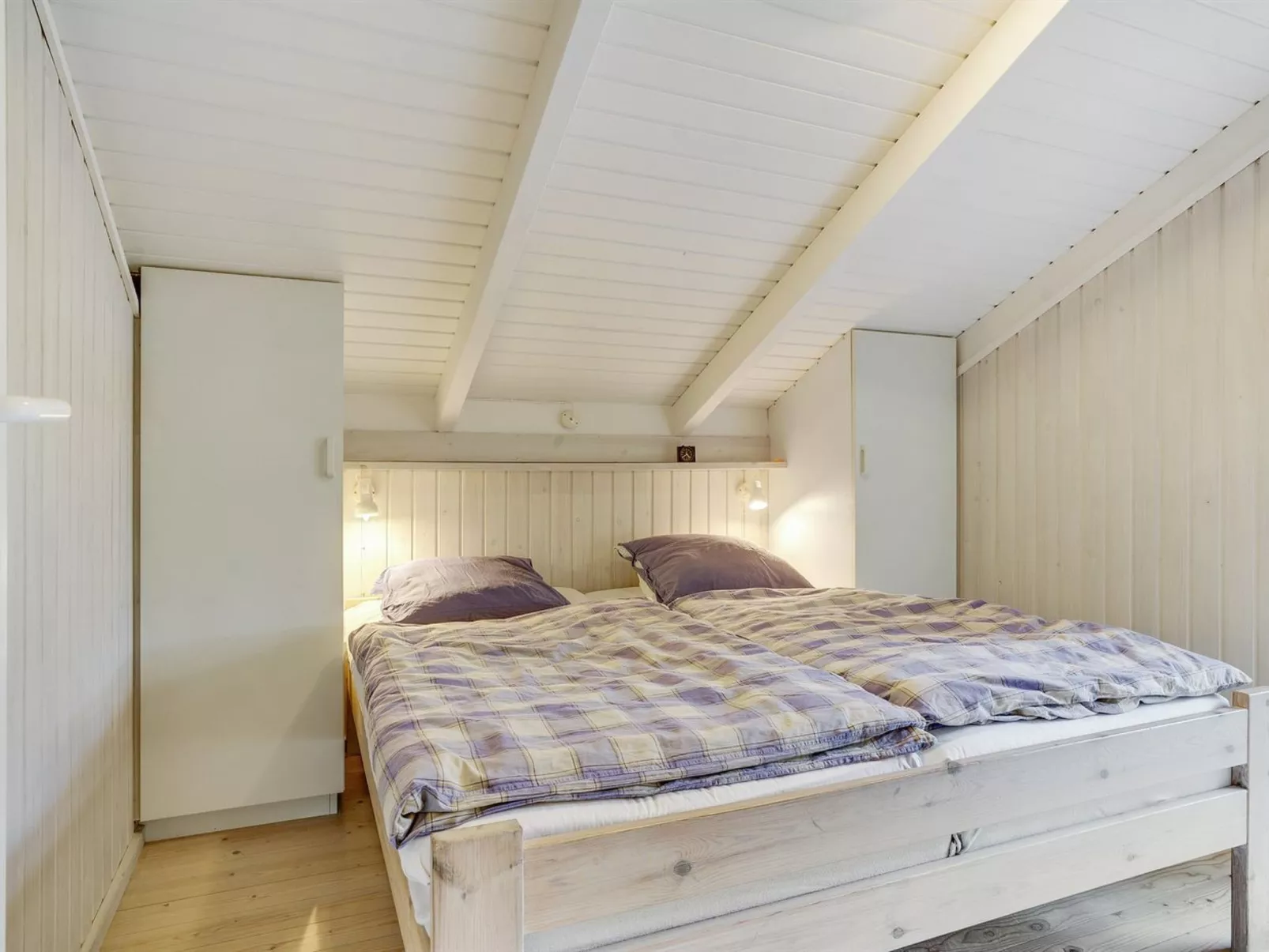 "Helmtrud" - 500m from the sea - Binnen