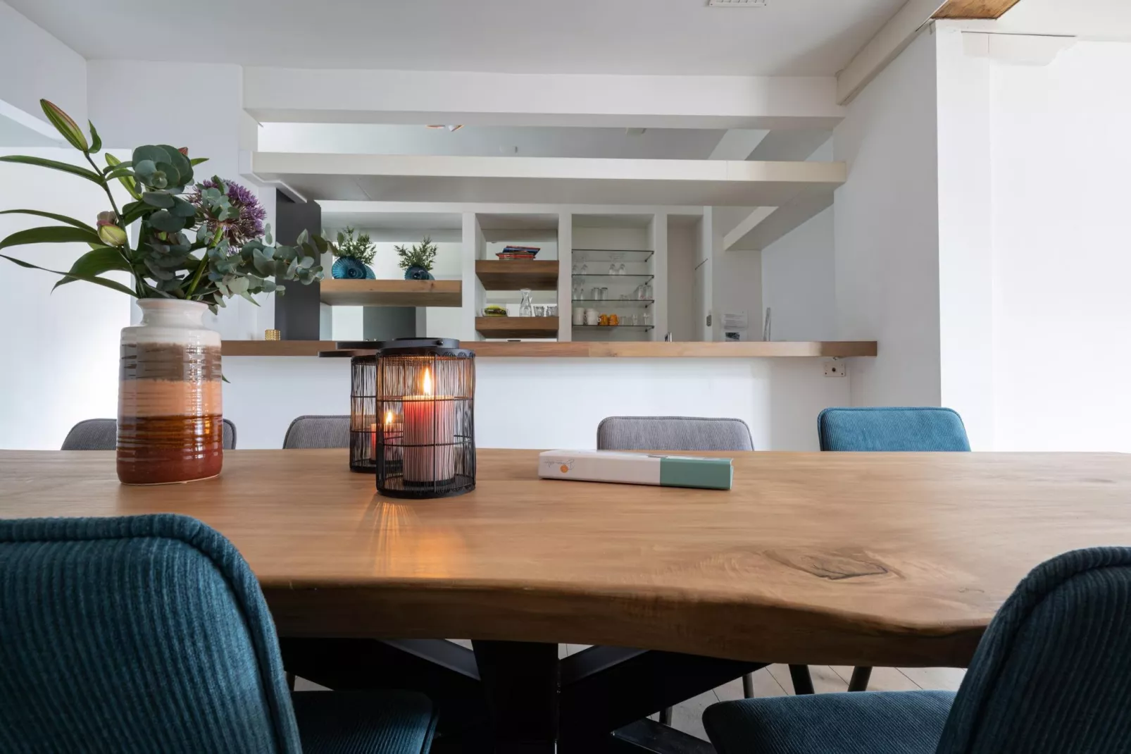 Tussen Duin en Strand - Eetkamer