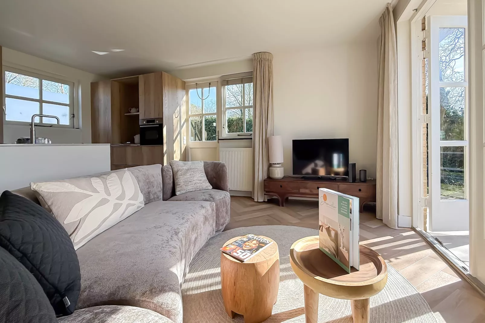 Zon aan den Hoef - Woonkamer