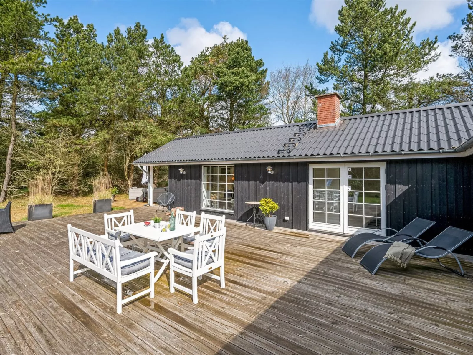 "Ufred" - 1.3km to the fjord - Buiten