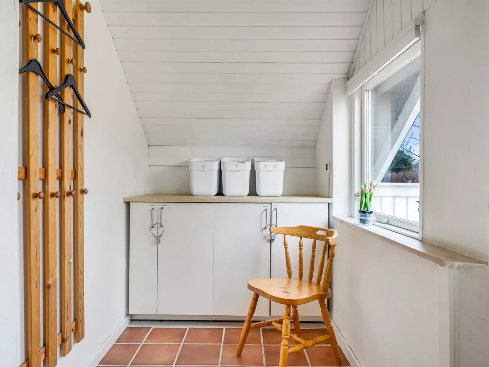 "Arnfin" - 160m from the sea - Binnen