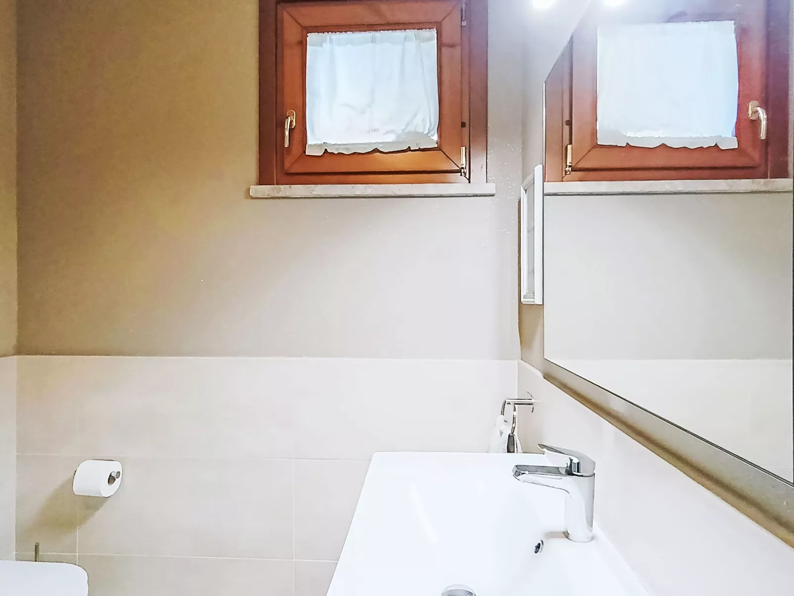 Parma House - Binnen