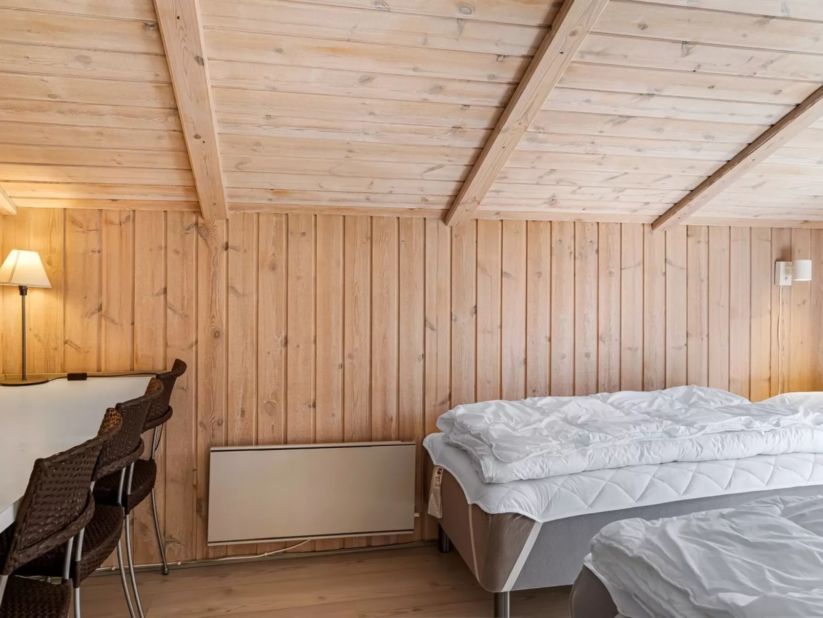 "Akka" - 2km from the sea - Binnen