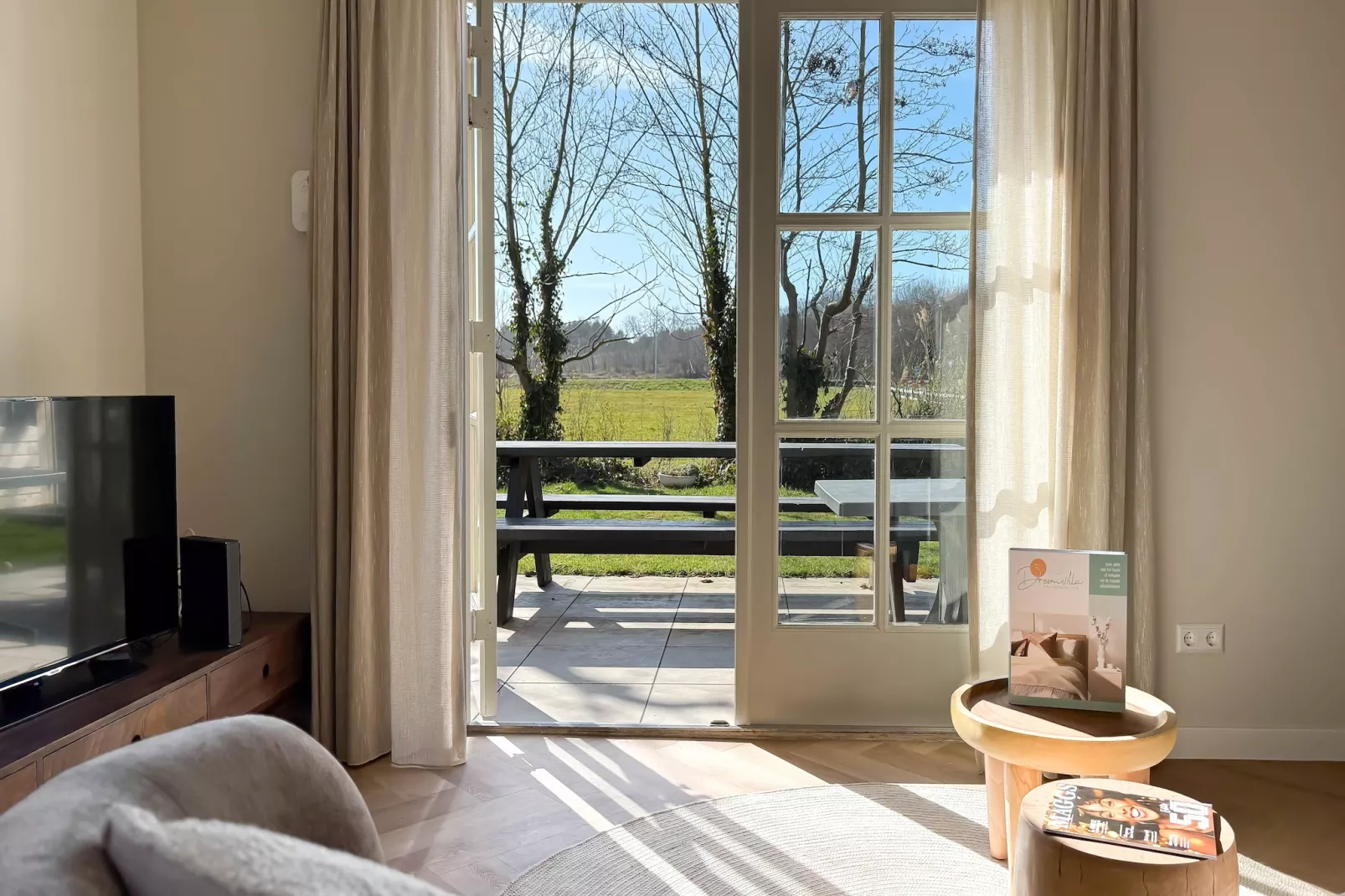 Zon aan den Hoef - Woonkamer