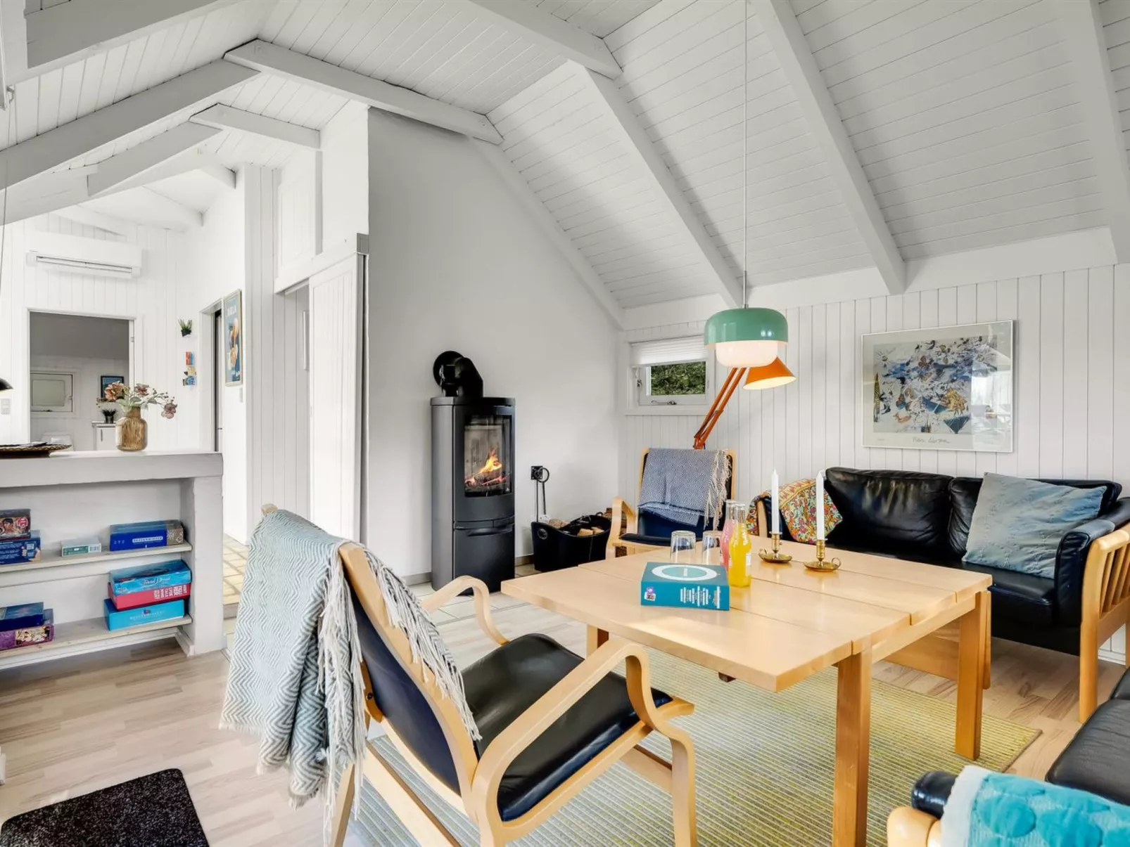 "Udder" - 1.3km from the sea - Binnen