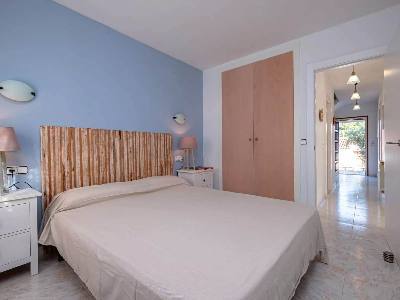 1270836 Briu - Image-tags.info