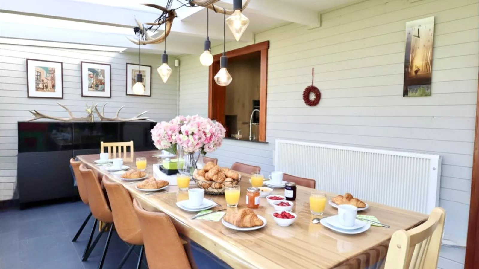 Myrabelle - Eetkamer