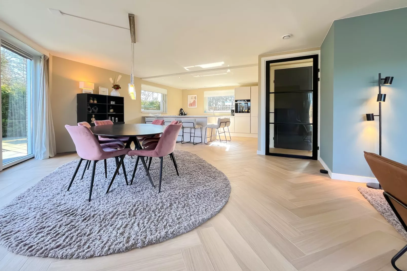 Holiday home Torenvalk - Eetkamer