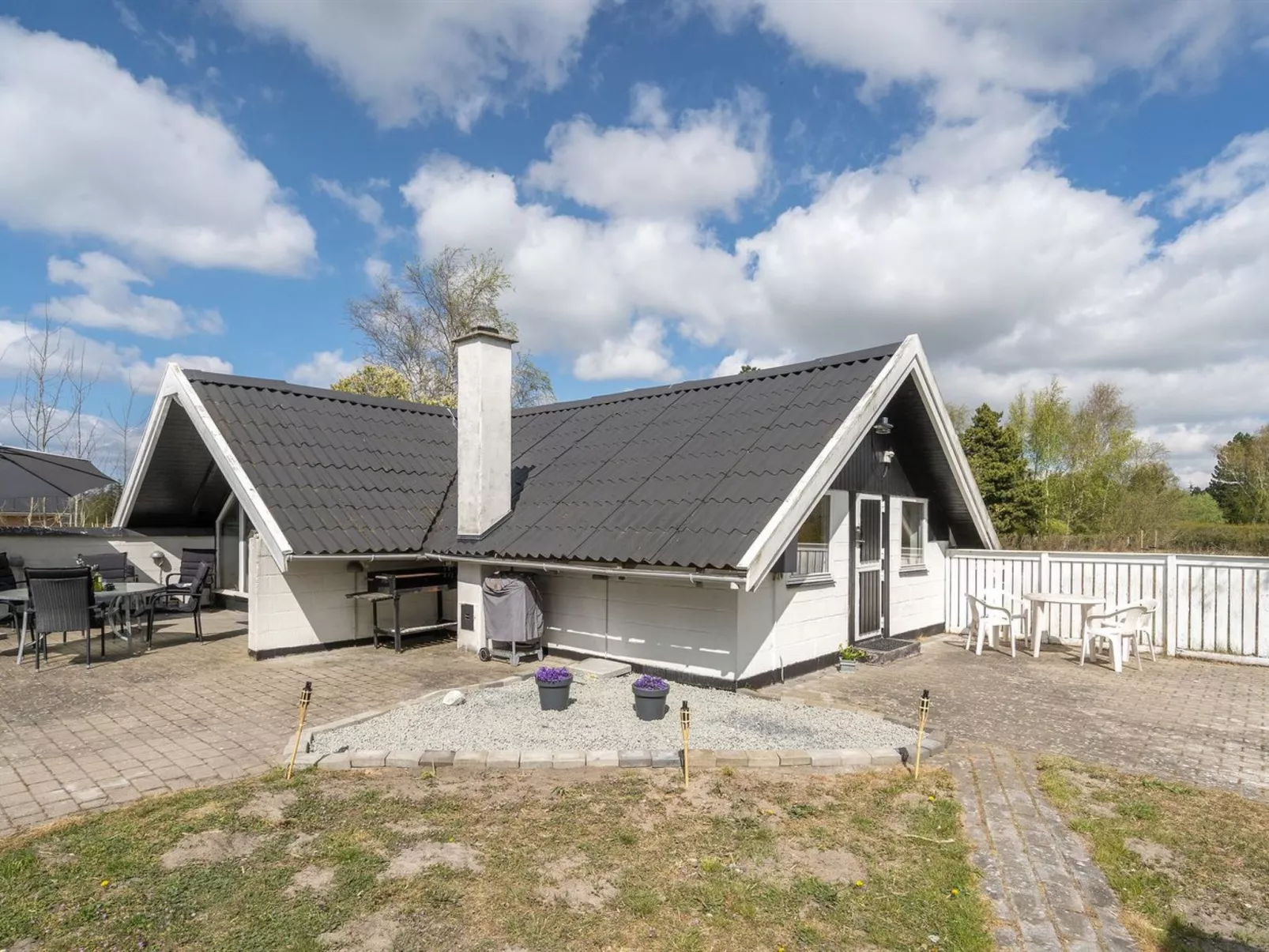 "Arnfin" - 160m from the sea - Buiten