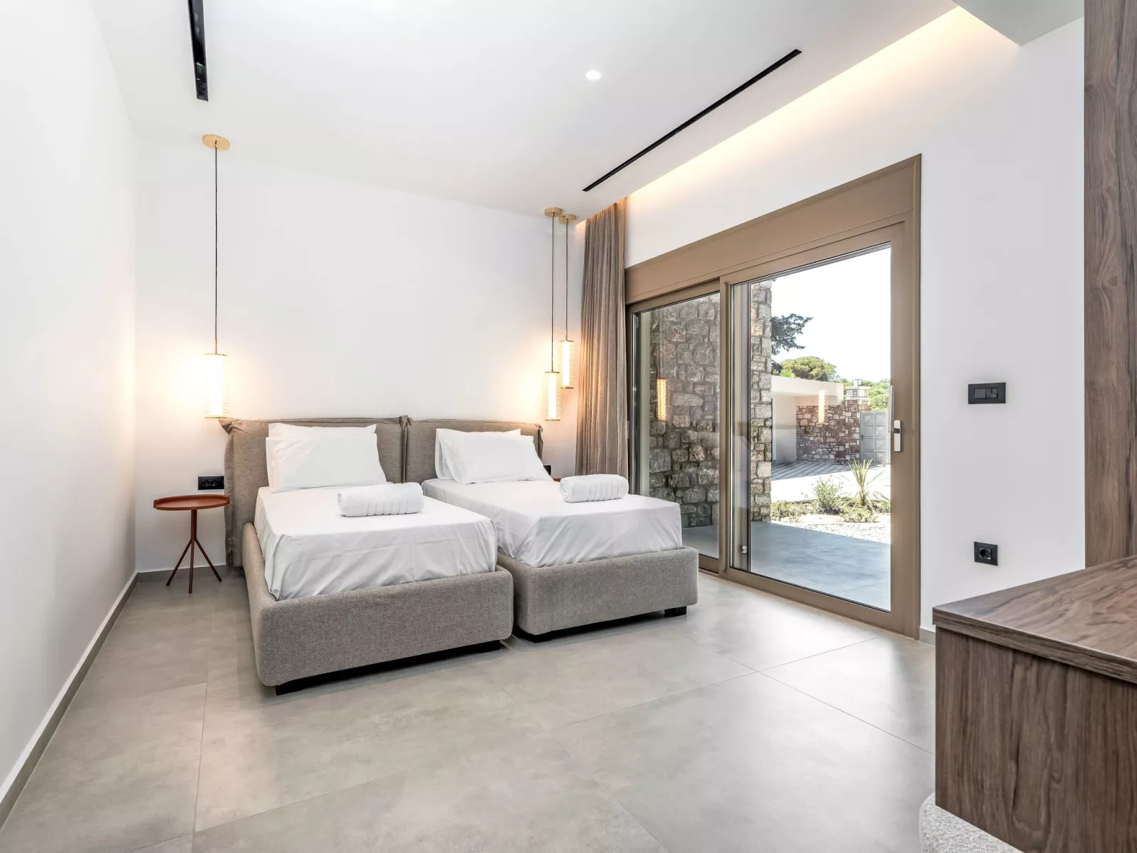 Ruby Paradise - Binnen