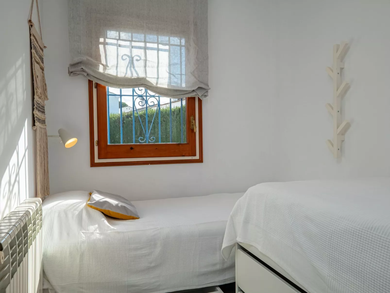 1270836 Briu - Image-tags.info