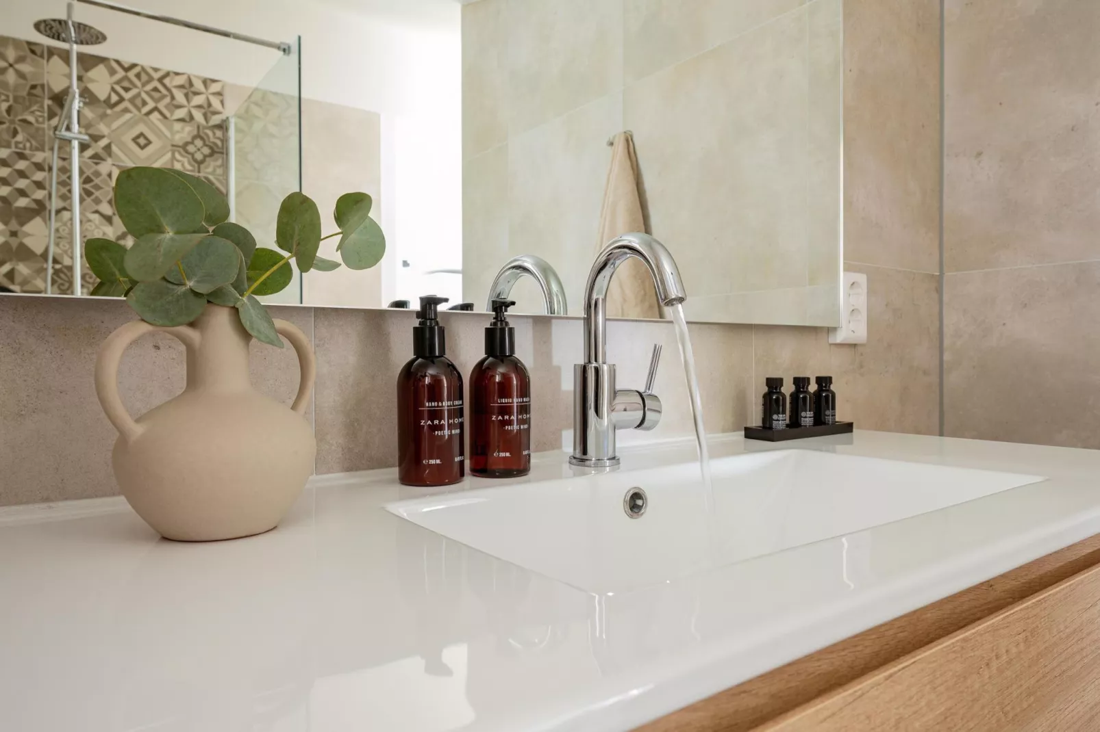 Vakantiehuis Ultiem Genieten - 80 - Badkamer