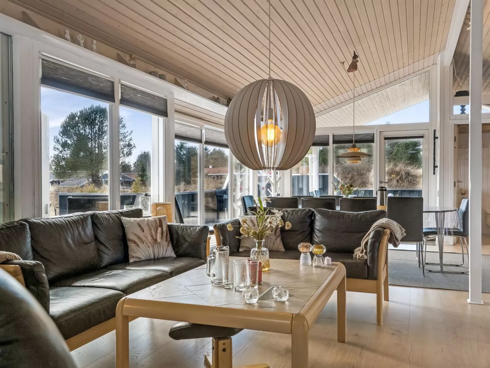 "Greta" - 2.5km from the sea - Binnen