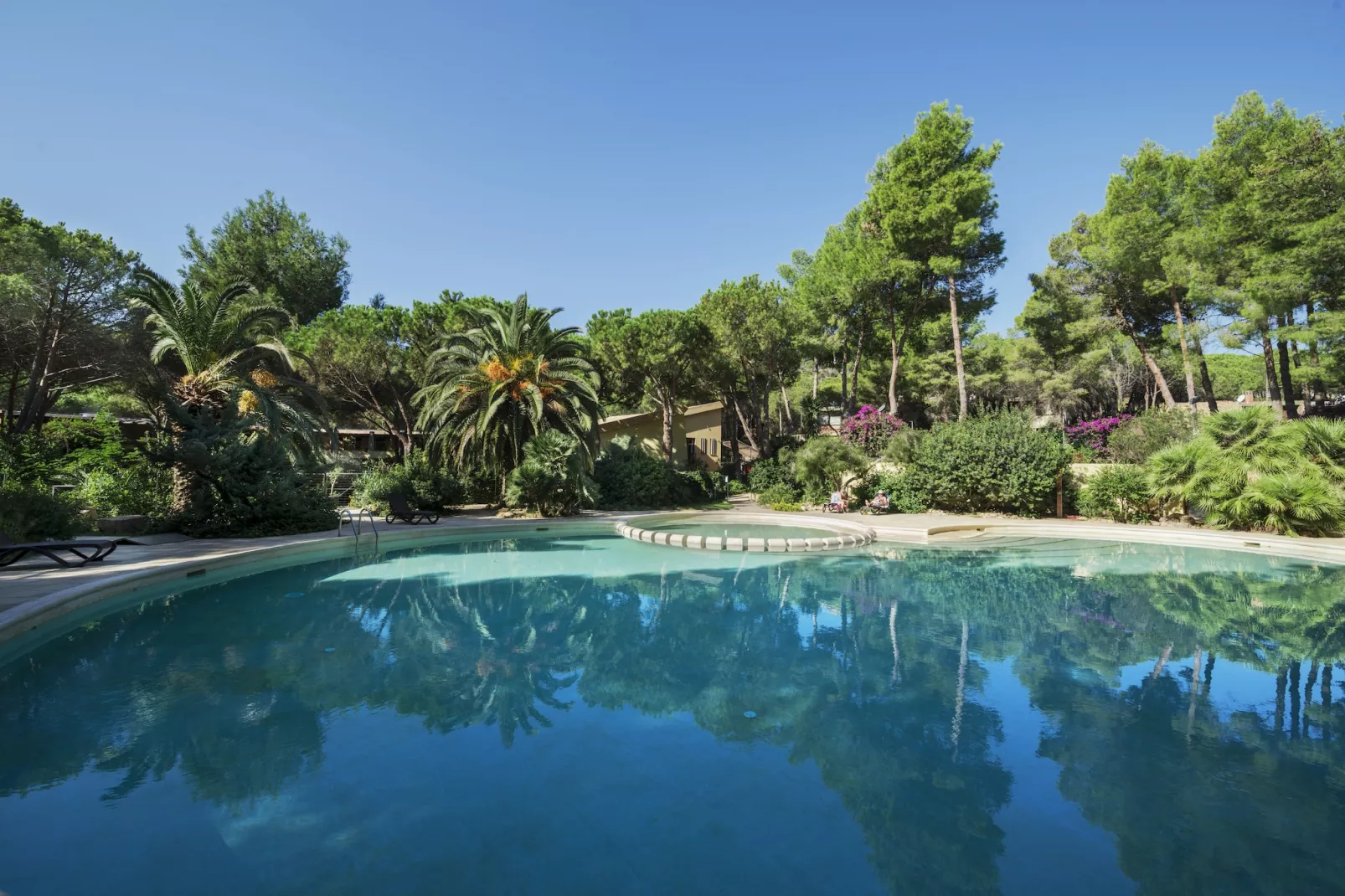 Res Abbaechelu Santa Margherita Bilo - Zwembad