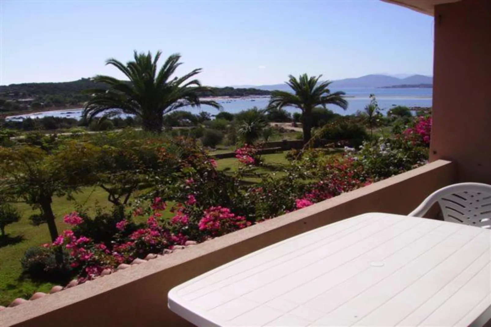 Residence Porto Coda Cavallo - STUDIO - Terras