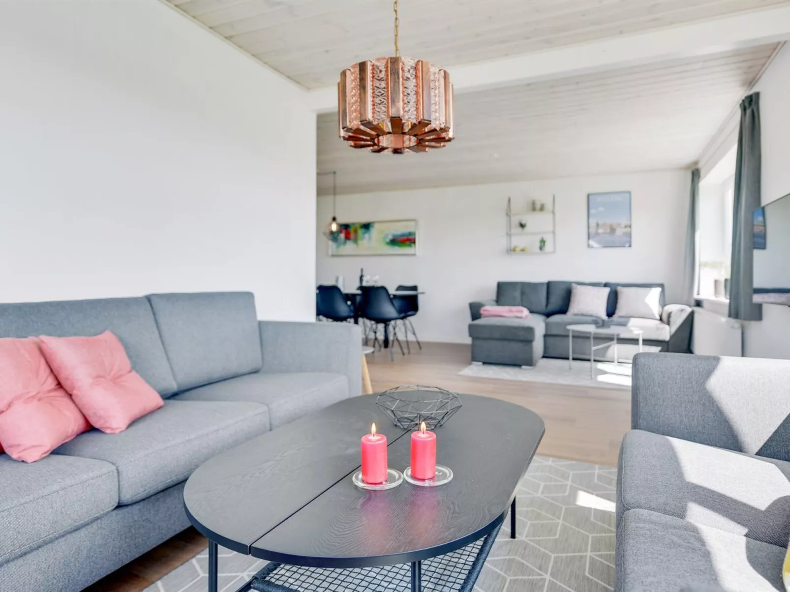 "Iina" - 13km from the sea - Binnen