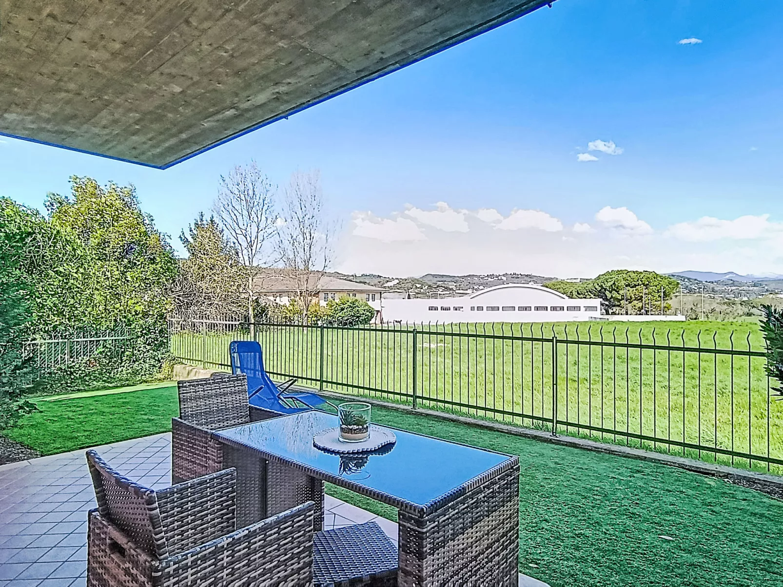 Parma House - Buiten