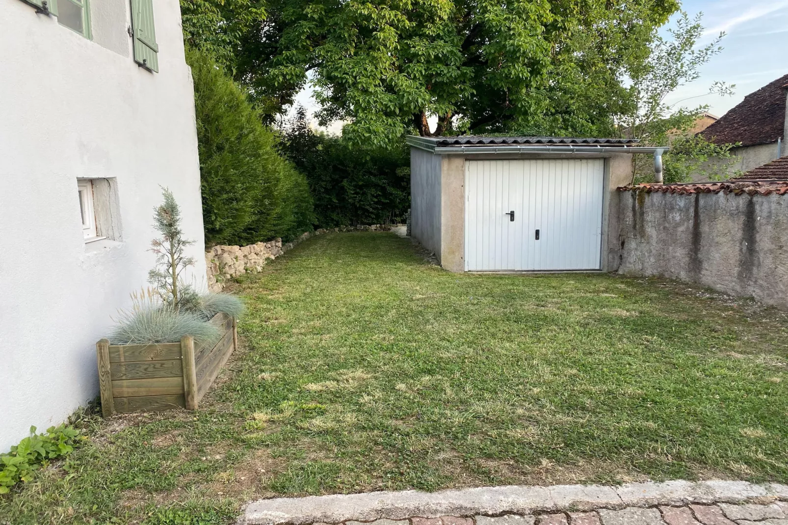 Maison de charme - Tuinen zomer