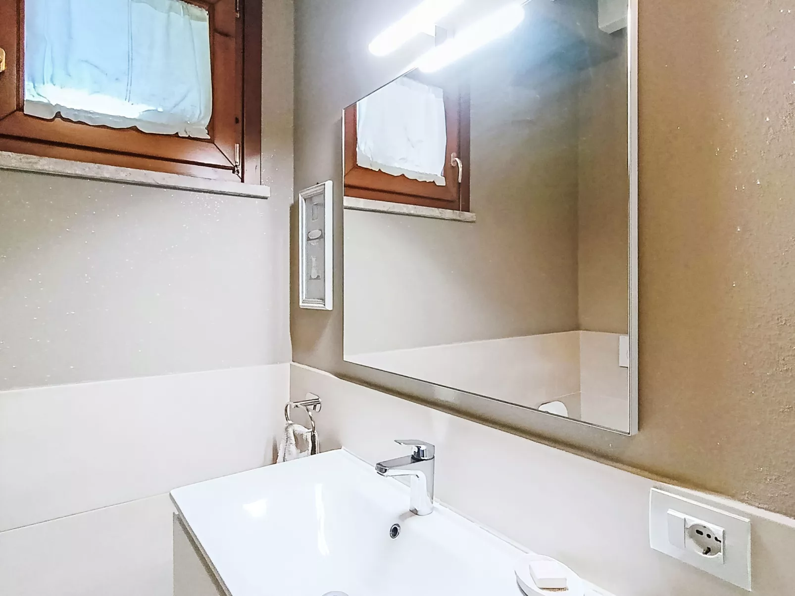 Parma House - Binnen