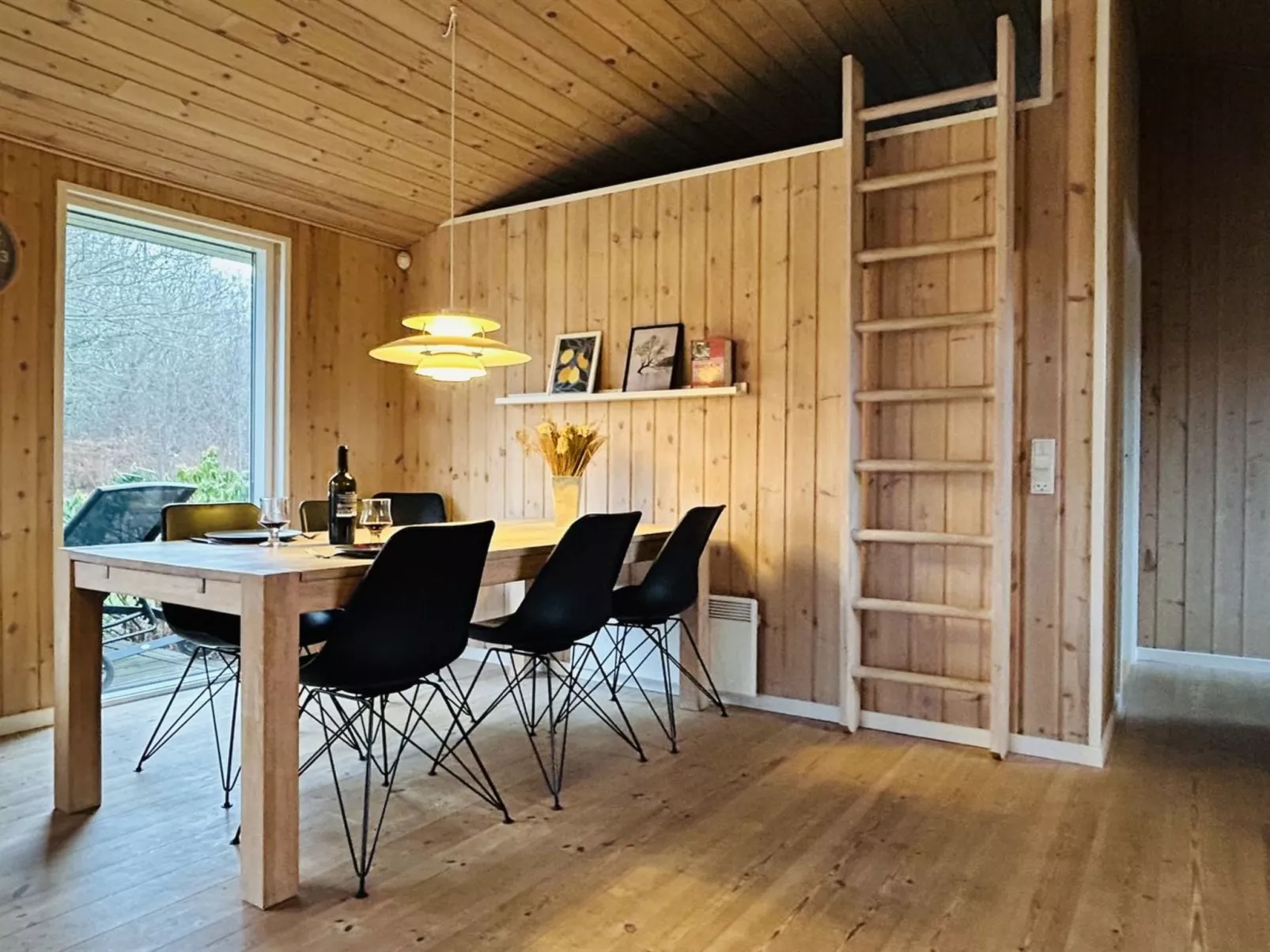 "Swale" - 500m from the sea - Binnen