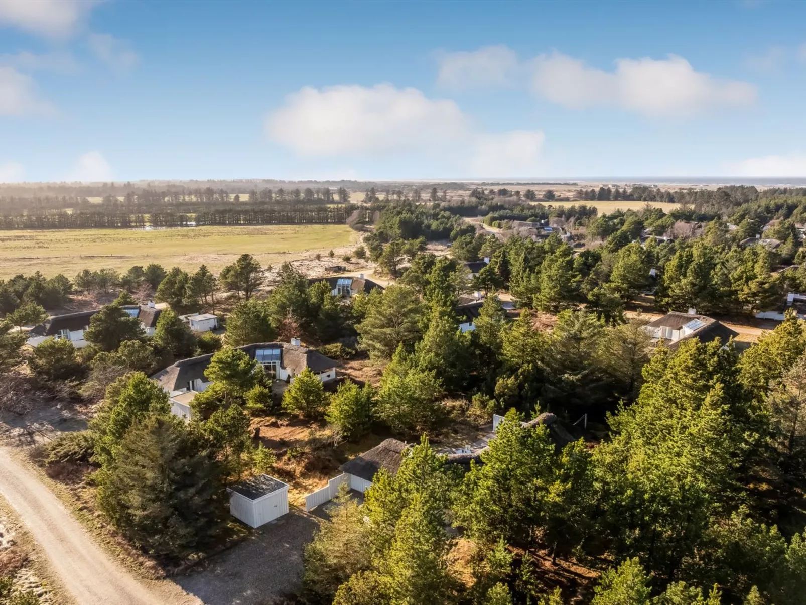 "Udder" - 1.3km from the sea - Buiten