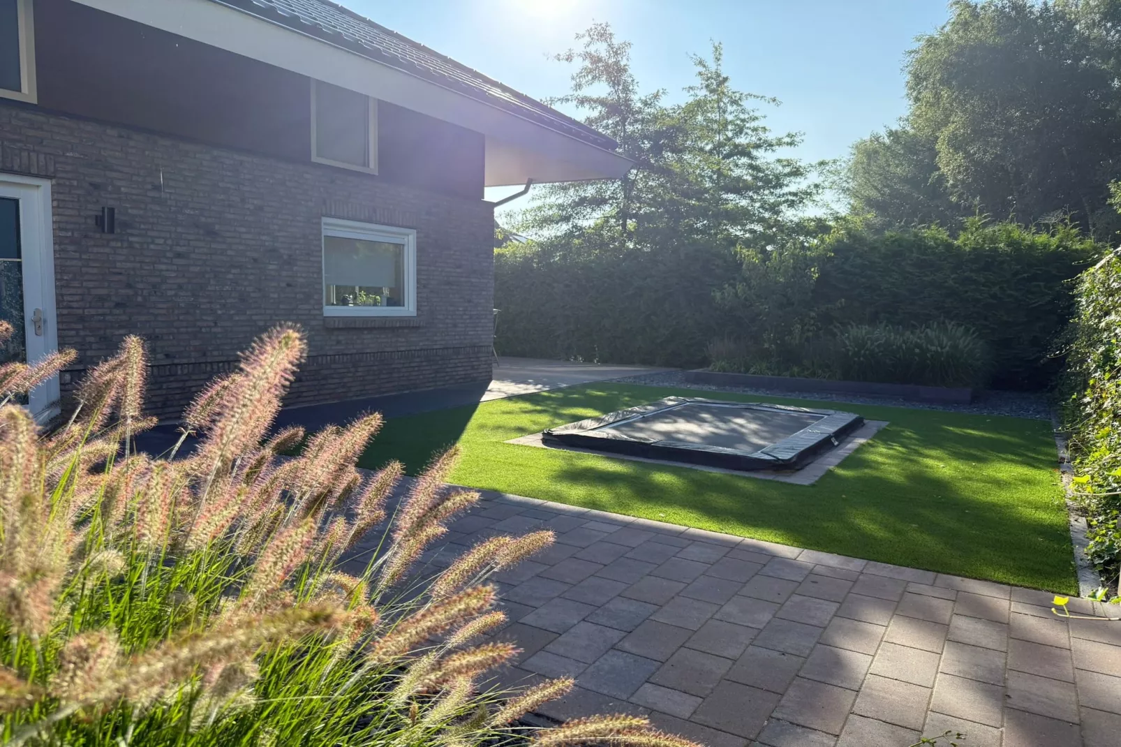 Holiday home Torenvalk - Tuinen zomer