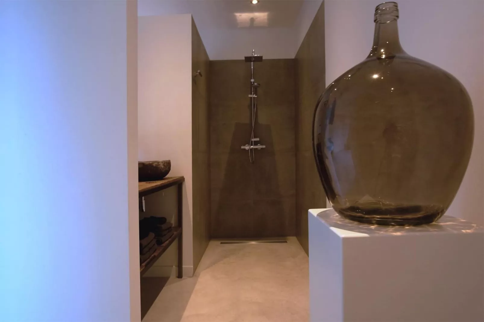 Stalen Boshuis - Badkamer