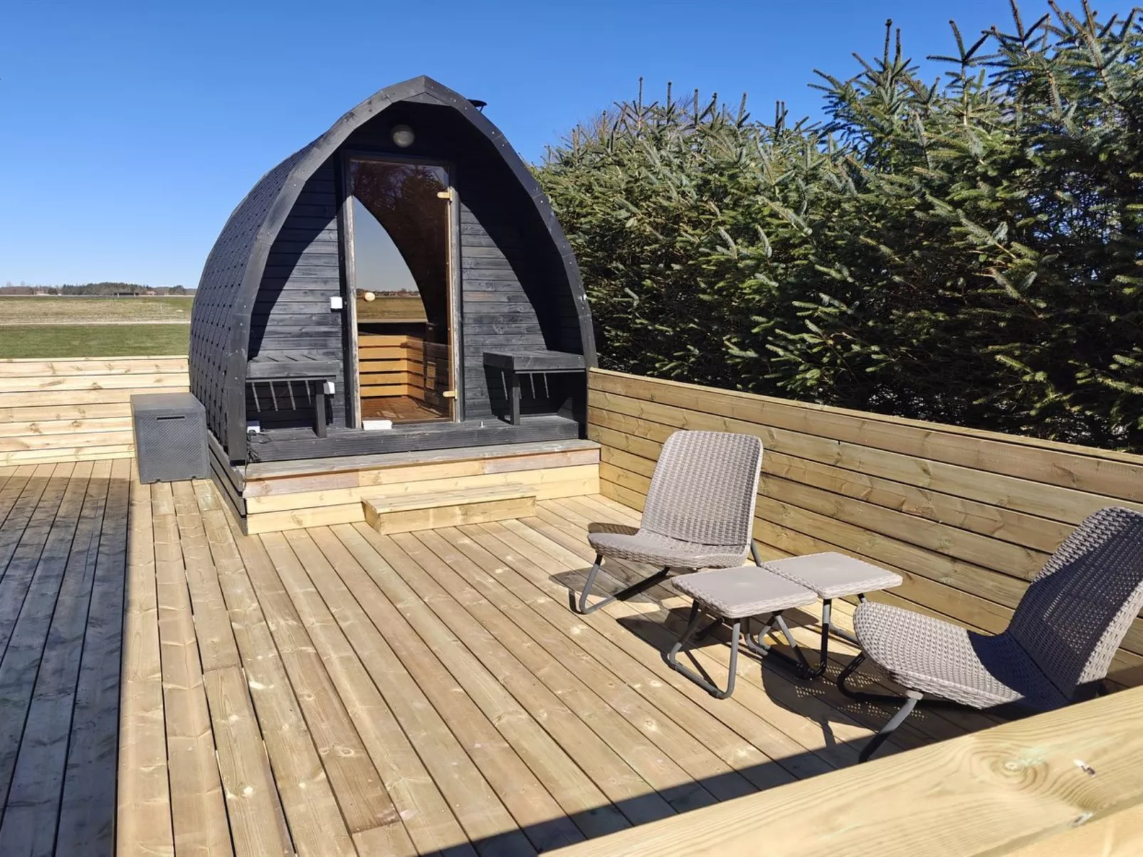 "Kanerva" - 100m to the fjord - Binnen