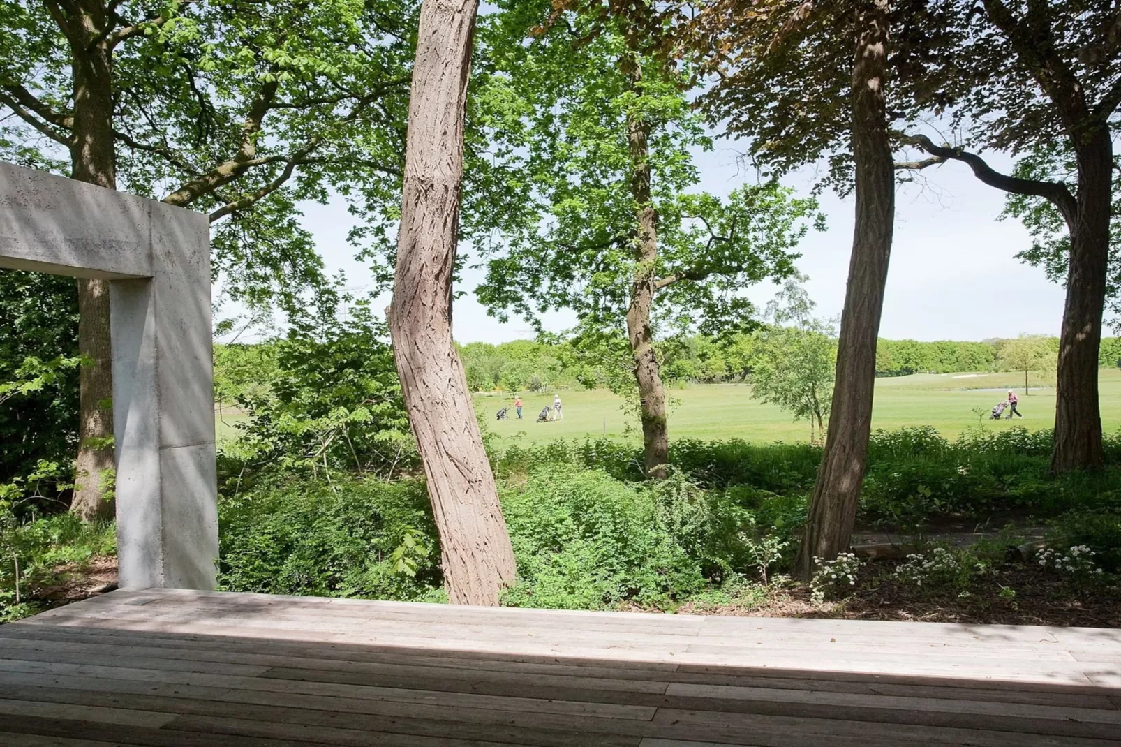 Betonnen Boshuis - Gebieden zomer 1km