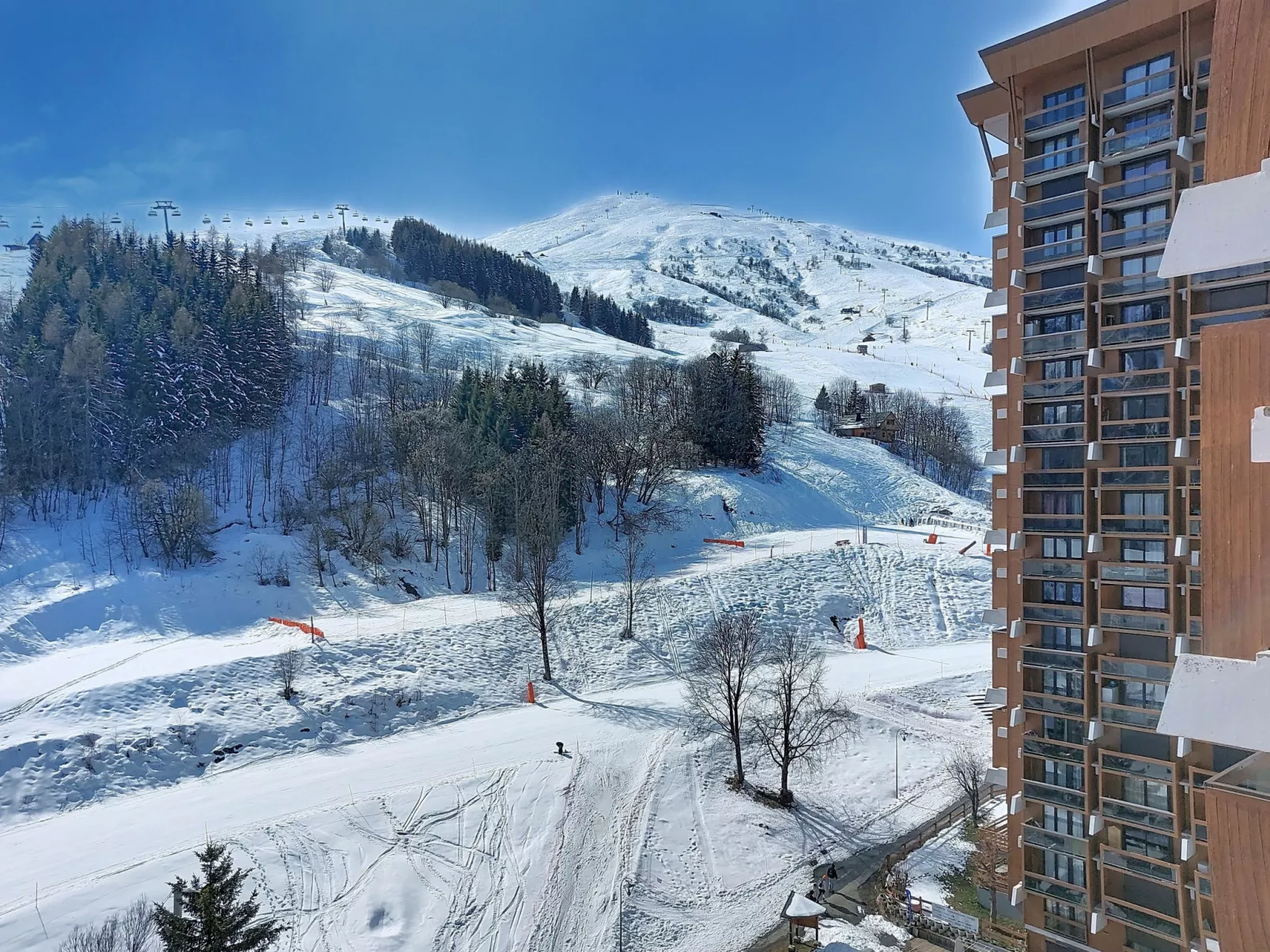 Soyouz Vanguard - Buiten