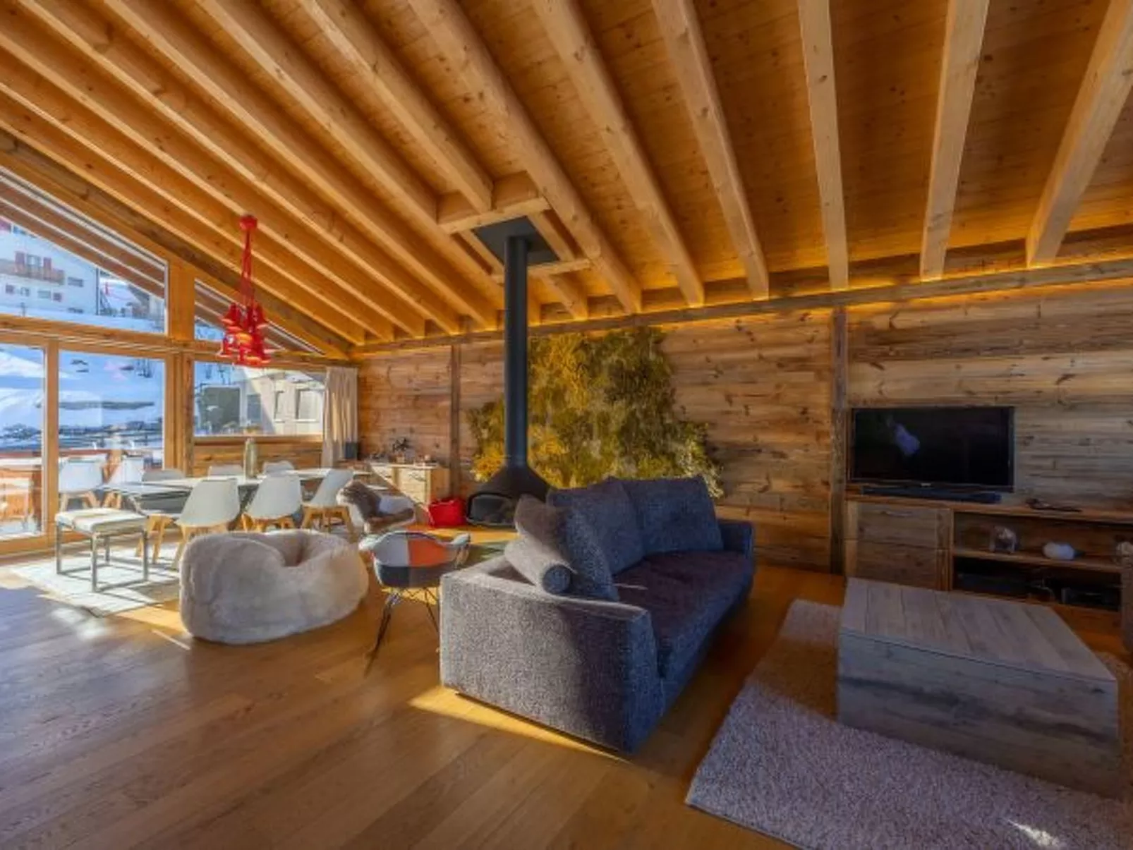 Grimpeur luxury duplex, Spa Access Front Telecabin