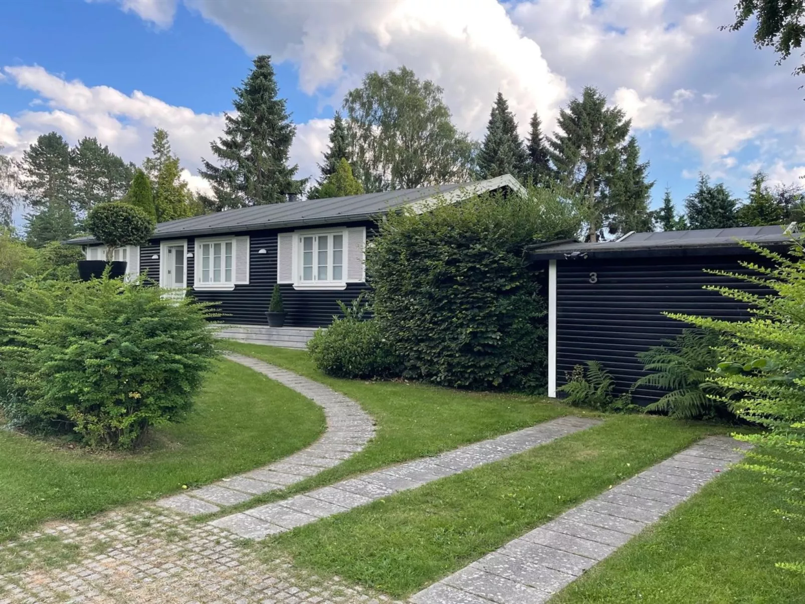 "Har" - 685m from the sea