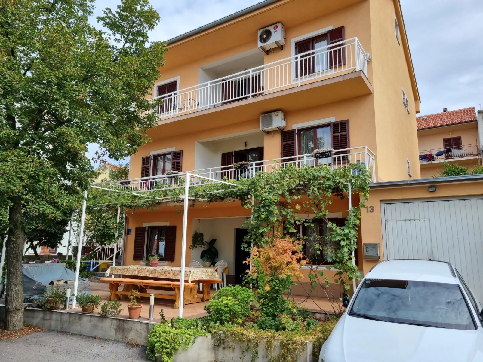 Wohnung in Crikvenica mit Terrasse, AC, Parkplatz