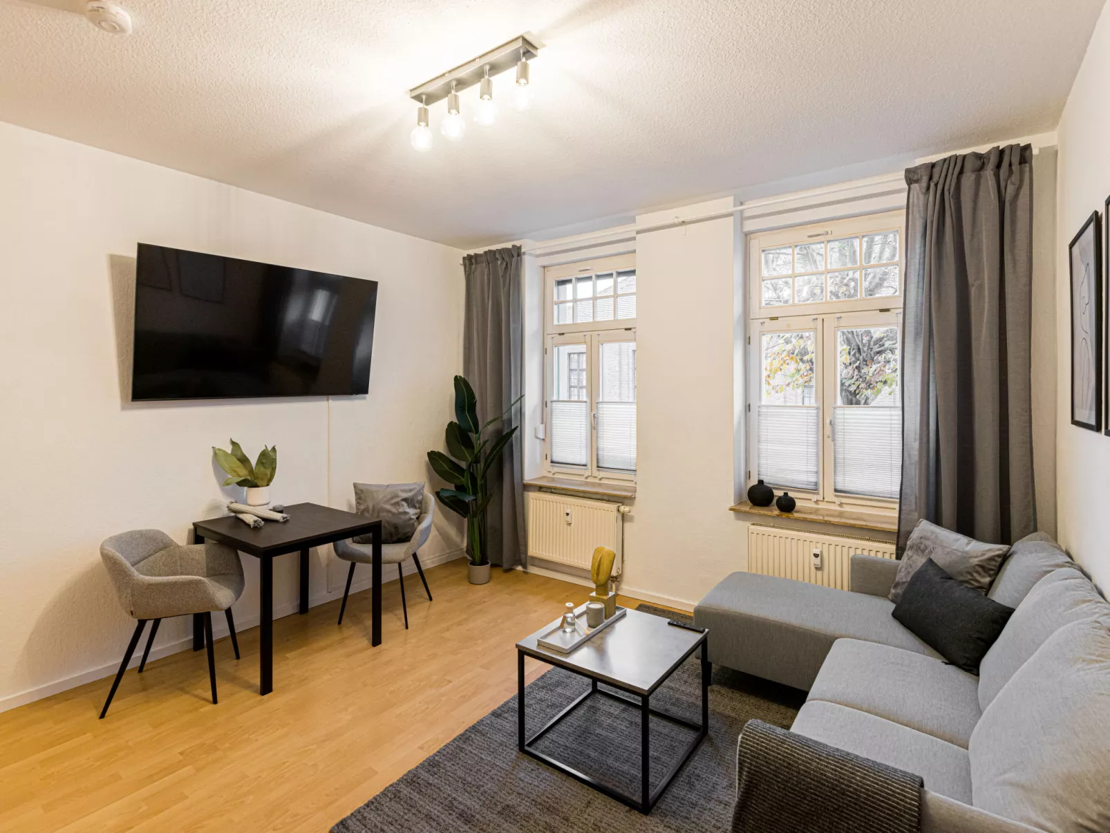 Scandinavian Business Apartment